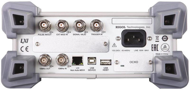 DSG815    -  